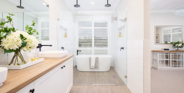 carrington-acreage-house-design-bathroom-inspiration