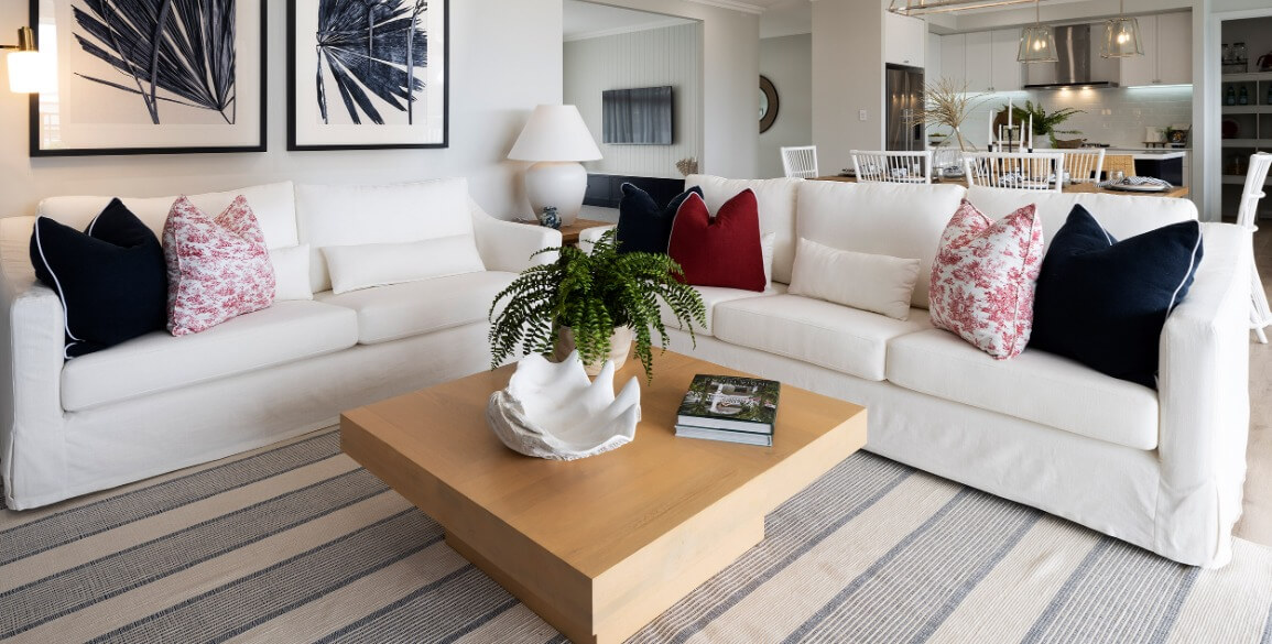 carrington-grand-one-31-acreage-house-design-living-room