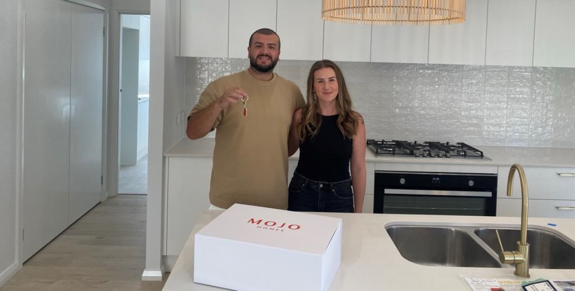 mojo-homes-customer-handover