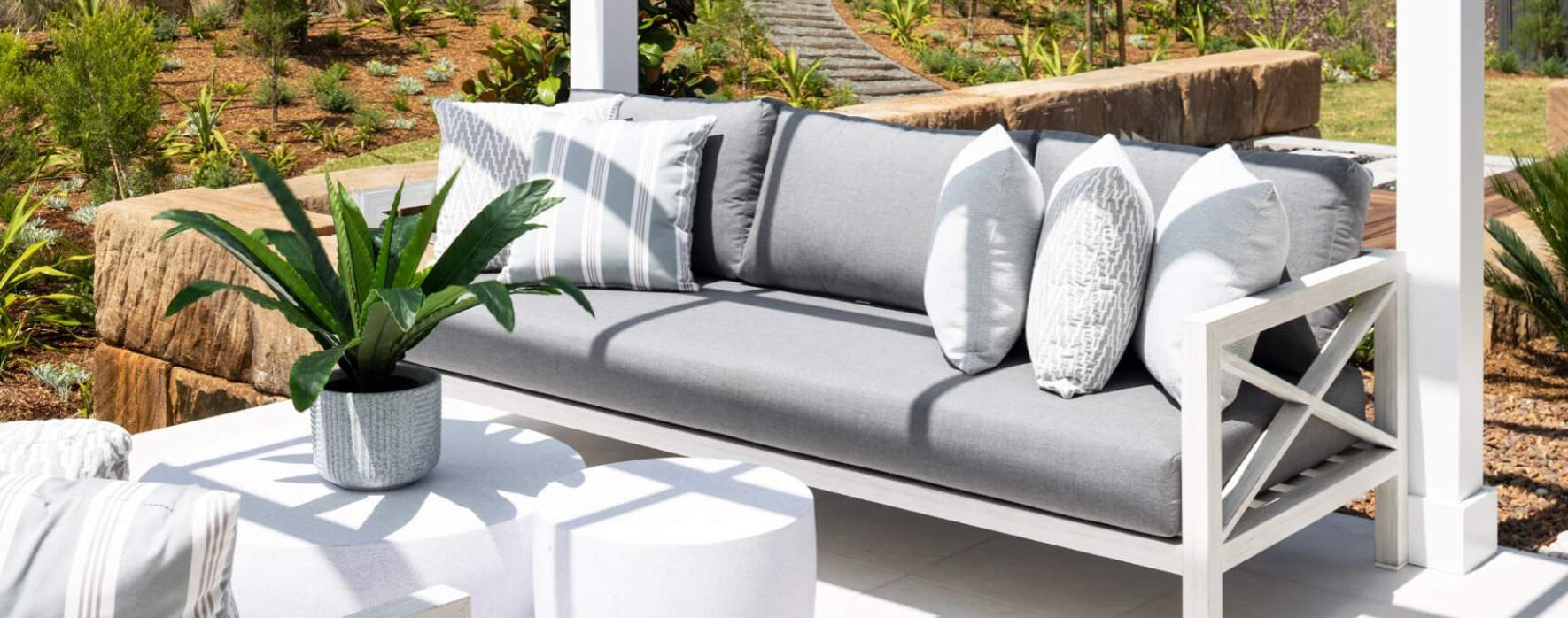 Carrington Promenade Outdoor Living