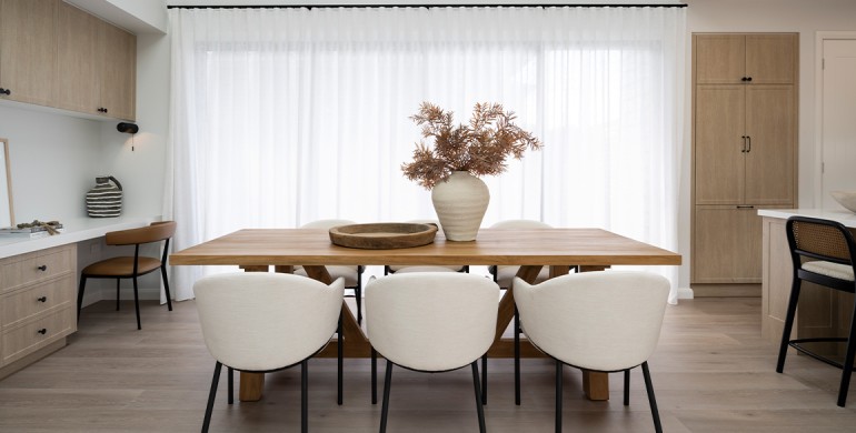 adina-24-cobbitty-single-storey-display-home-design-dining