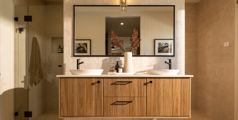 brighton-35-double-storey-house-design-ensuite
