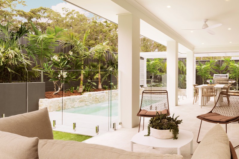freshwater-double-storey-house-design-on-display-homeworld-warnervale-outdoor-living-pool-area