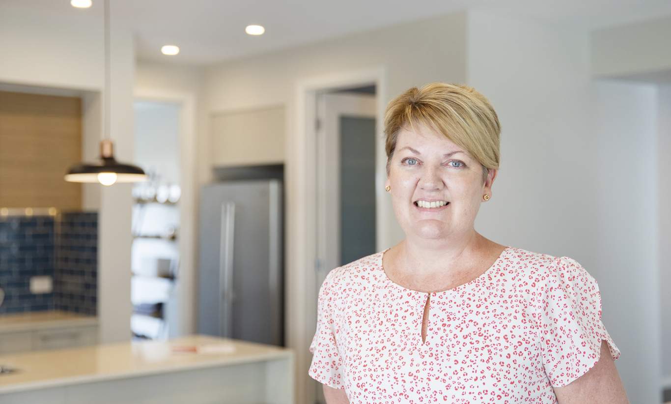 Lea Hanna-Sales Consultant
